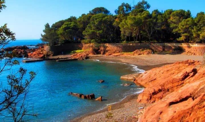 10 A 12 Pers Famille Amateurs Randonnee Boulouris Panorama Saint Raphael Tennis Piscine Partage Екстер'єр фото
